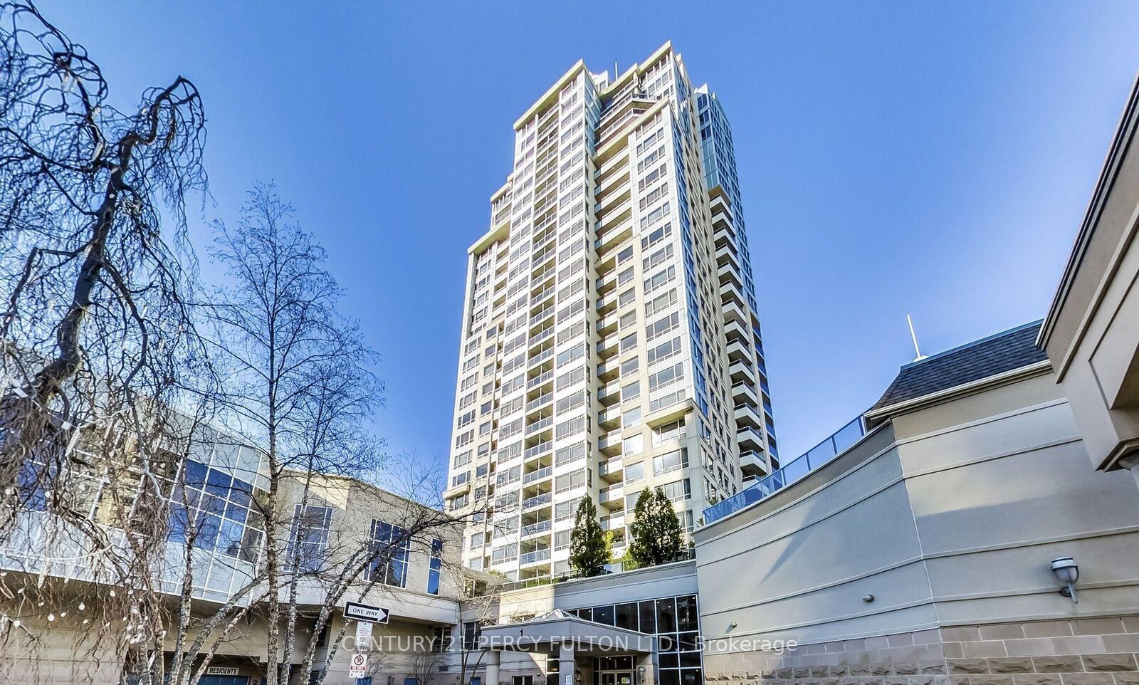 Photo de la propriété:  1 Rean Drive 1910  ON M2K 3C1 