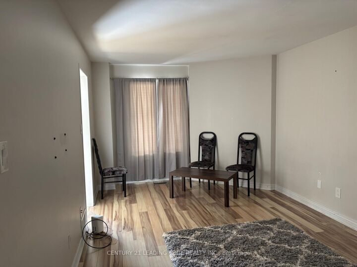 Property Photo:  23 Winterberry Drive  ON L1R 1Z2 