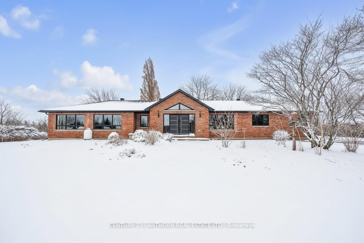 Property Photo:  676 Foxton Road  ON K0K 2Y0 