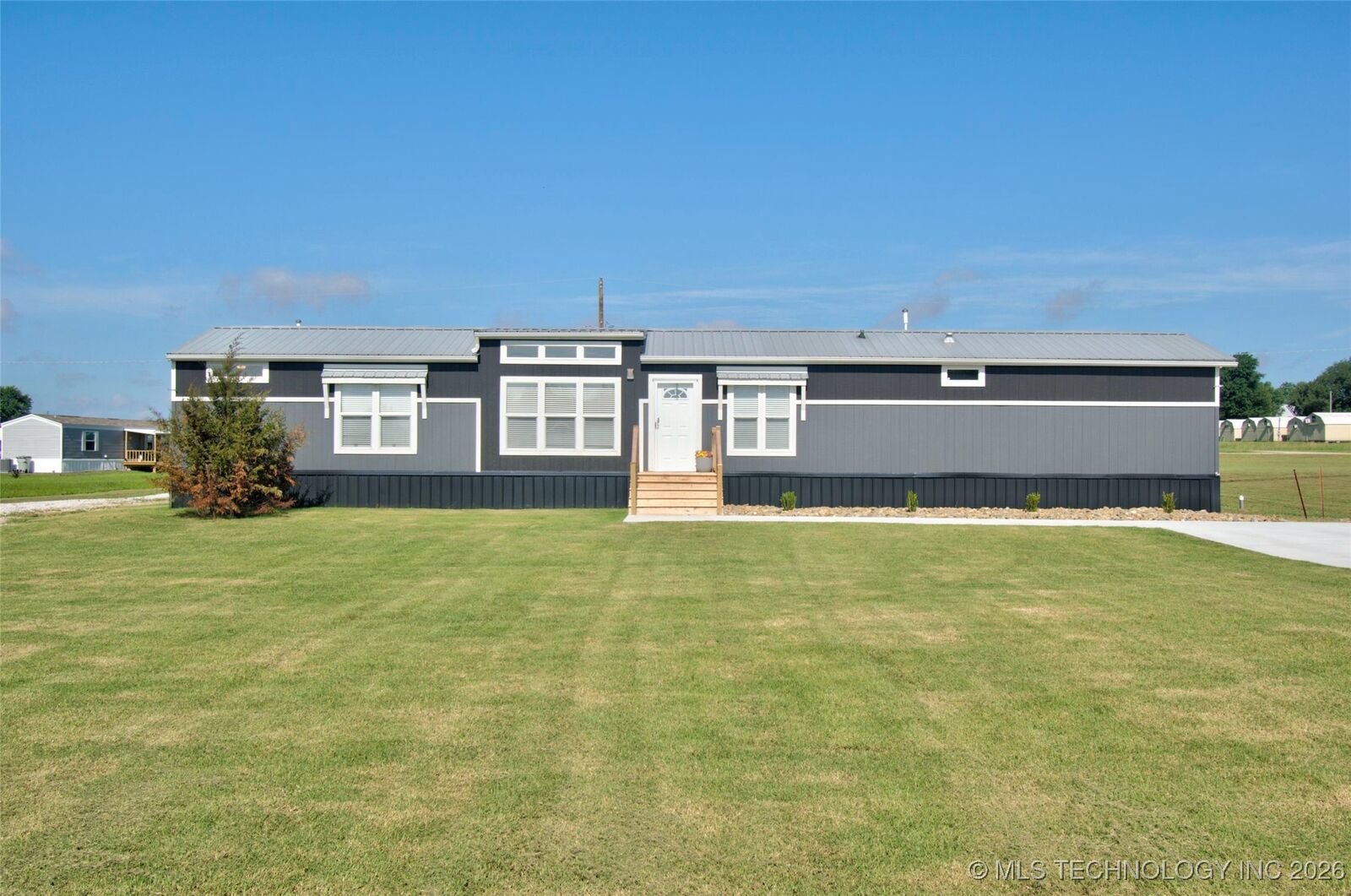 Property Photo:  114126 S 4203 Road  OK 74426 