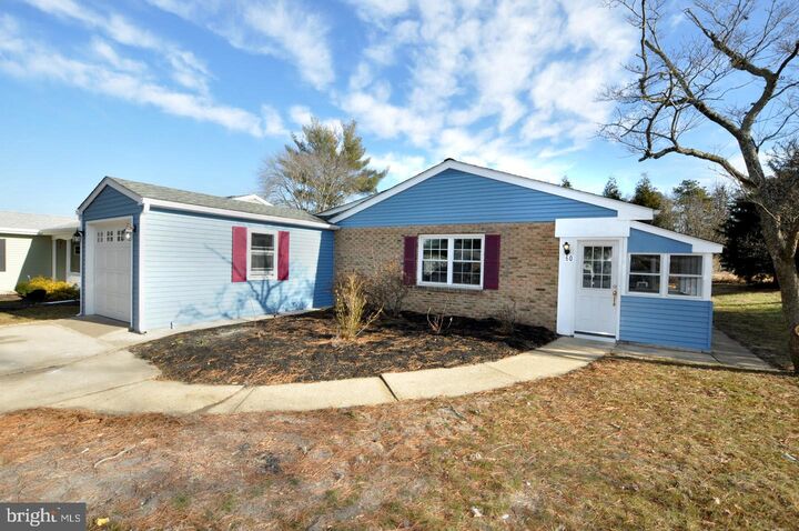 Property Photo:  60 Huntington Drive  NJ 08088 