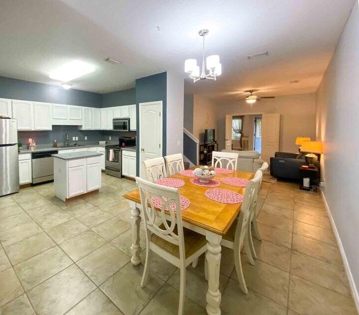 Property Photo:  116 Dolphin Road  FL 32569 