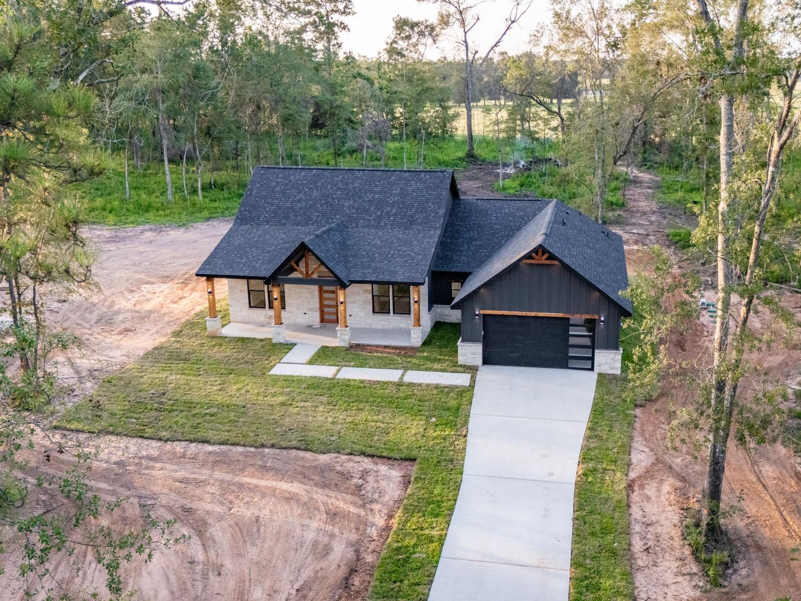 Property Photo:  1091 Denson Allen Road  TX 77331 