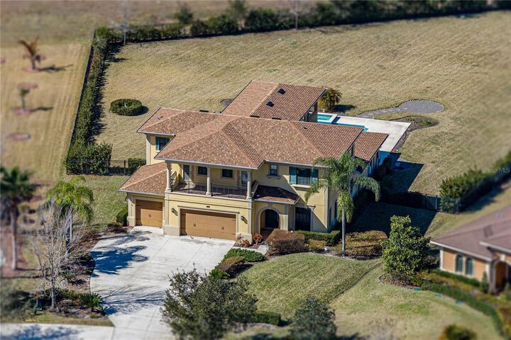 Property Photo:  17914 Howsmoor Place  FL 33559 