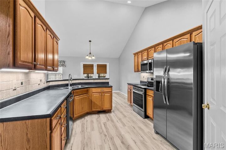 Property Photo:  1933 Hawksbill Drive  IL 62223 