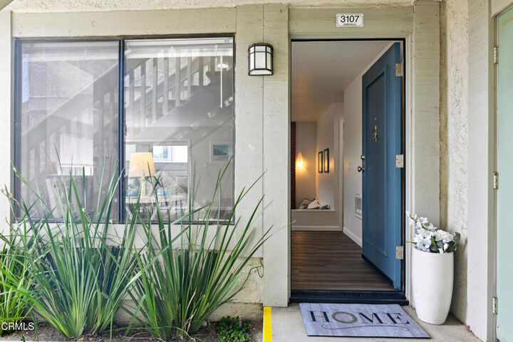 Property Photo:  3107 Harbor Boulevard  CA 93035 