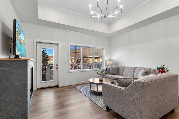Property Photo: 4930 Beardsley Avenue AB T4L 0G4
