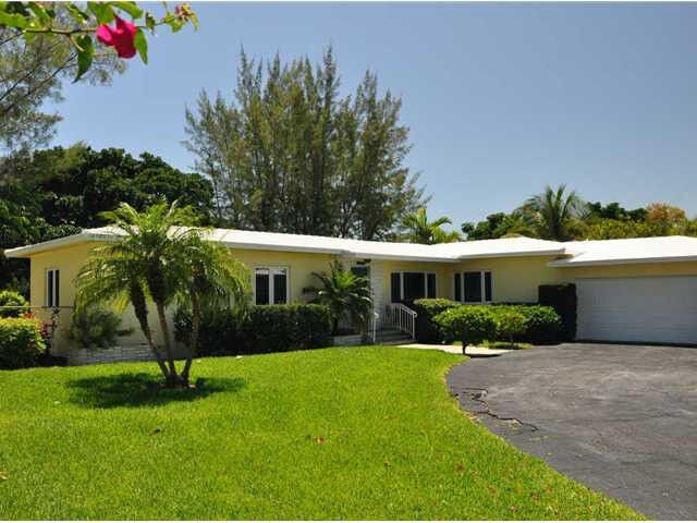 Property Photo:  1214 Seabreeze Bl  FL 33316 
