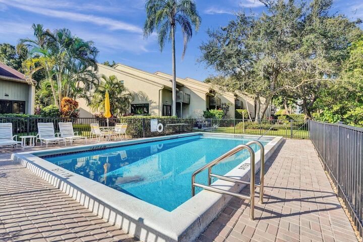 Property Photo: 81 NE 17th Court FL 33305