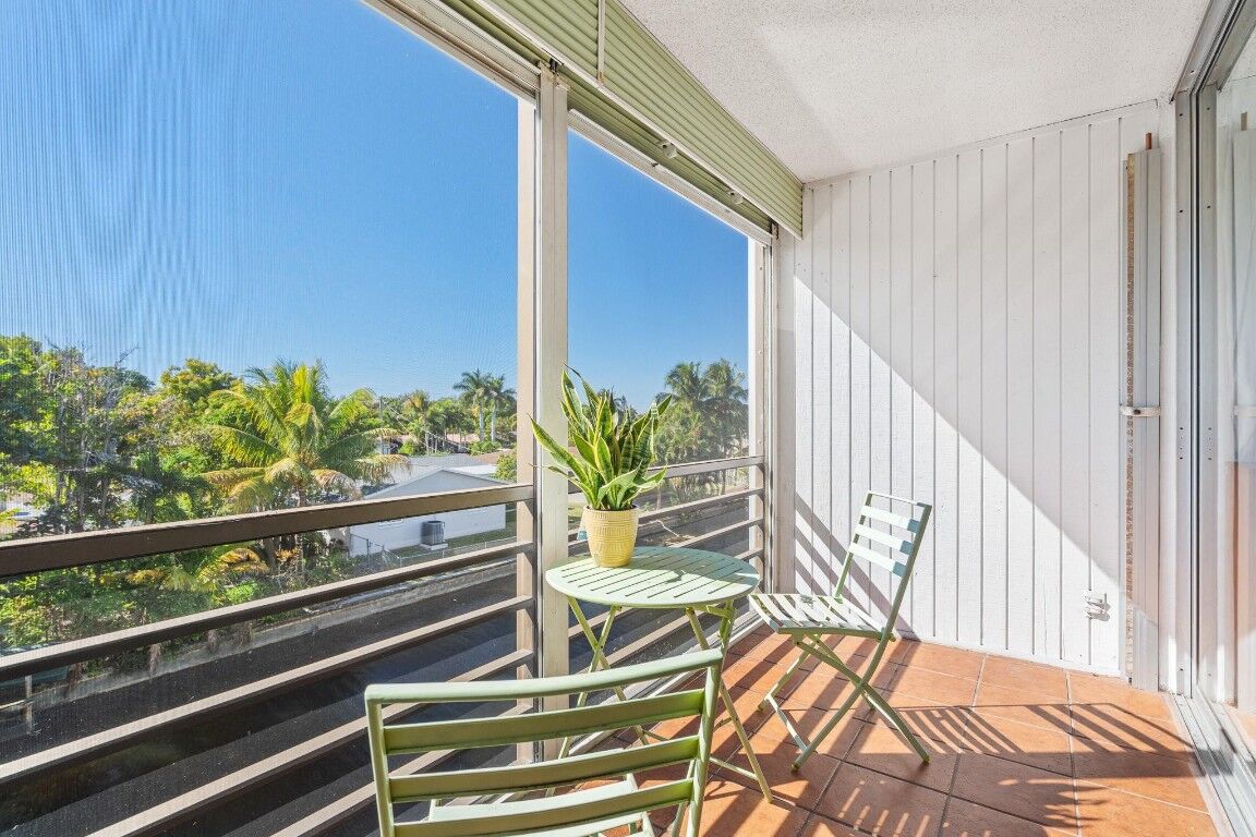 Property Photo:  111 Royal Park Drive 3A  FL 33309 