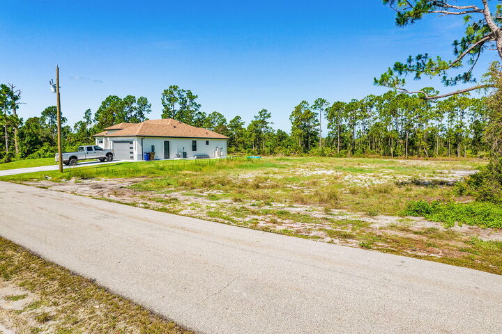 Property Photo: 842 Genoa Avenue FL 33974