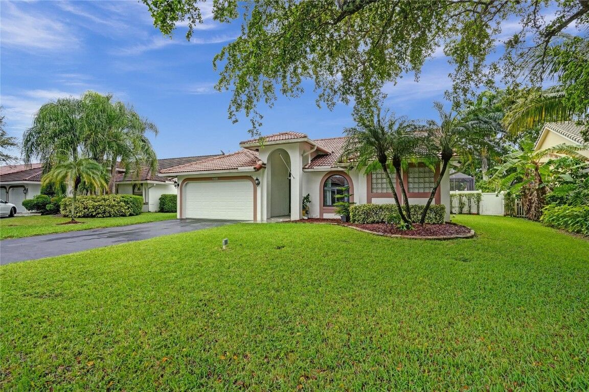 Property Photo:  5788 NW 48th Court  FL 33067 
