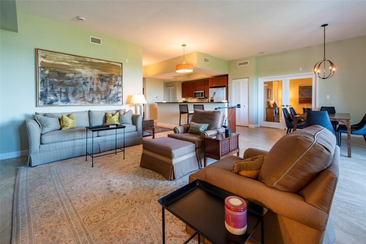 Property Photo:  2301 Wilton Drive R409  FL 33305 