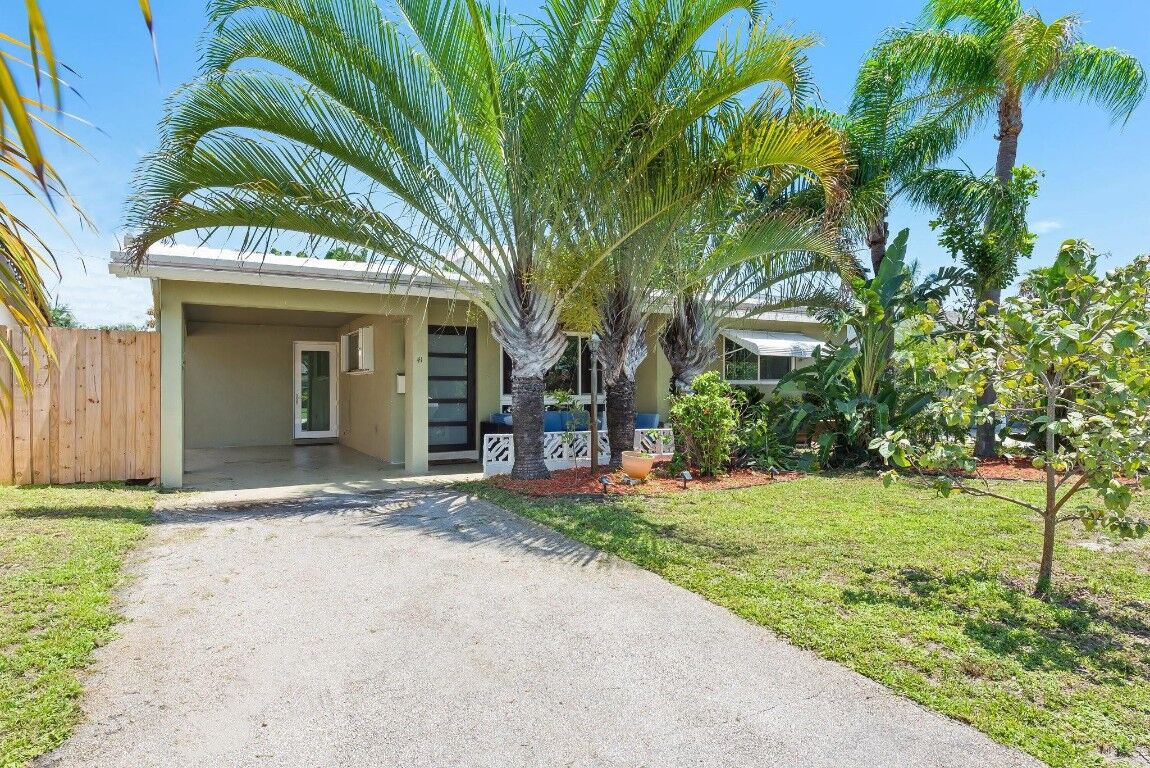 Property Photo:  41 NE 47th Court  FL 33334 