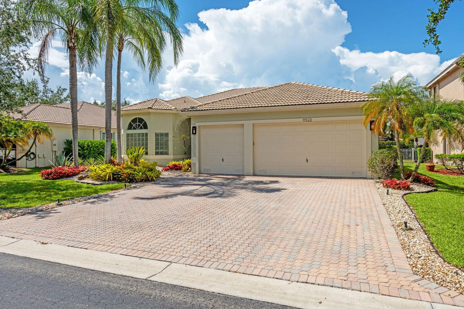 Property Photo:  11522 NW 51st Place  FL 33076 