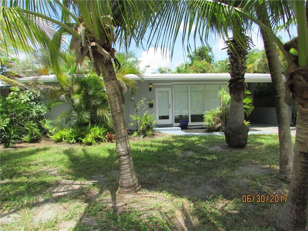 Property Photo:  1731 NE 8th Avenue  FL 33305 