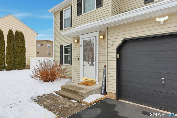 Property Photo: 19 Rainbow Creek CT 06095