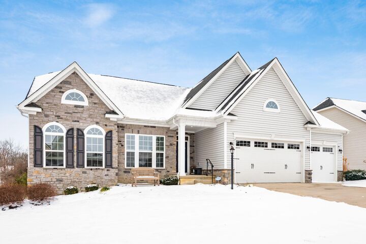 Property Photo: 211 Passina Court OH 43015