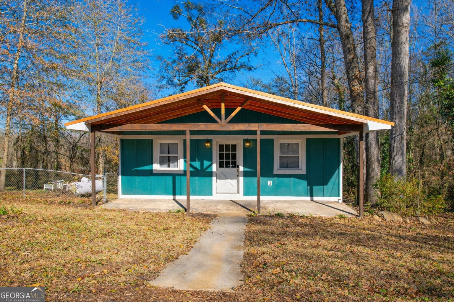 Property Photo: 139 Cherokee Drive GA 30233