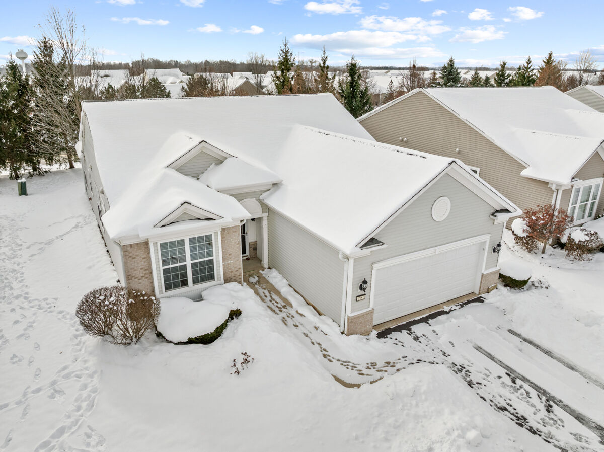 Property Photo:  2982 Ravinia Circle  IL 60060 