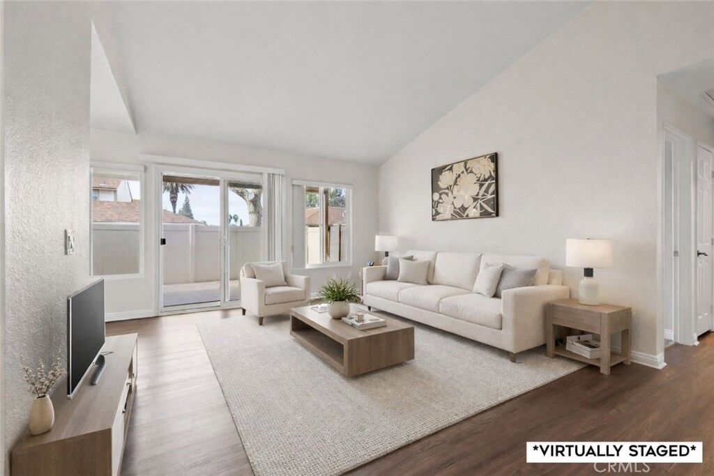 Property Photo:  1031 S Palmetto Avenue G2  CA 91762 