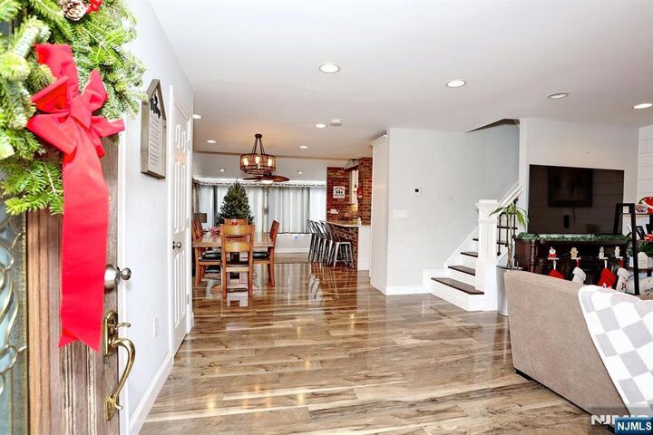 Property Photo:  358 Windsor Road  NJ 07075 