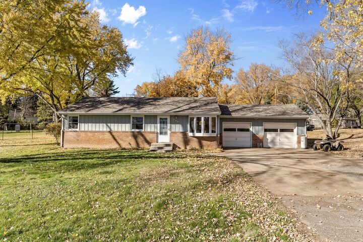 Property Photo:  2869 Victoria Street N  MN 55113 