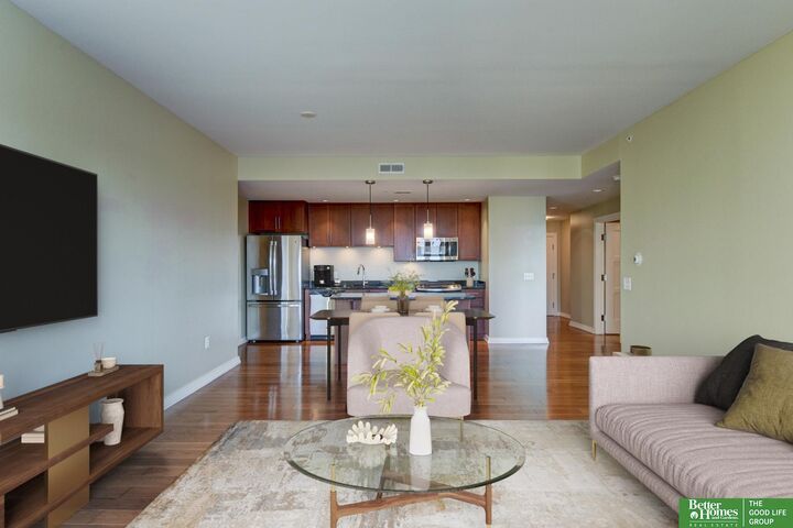 Property Photo:  3200 Farnam Court 3610  NE 68131 