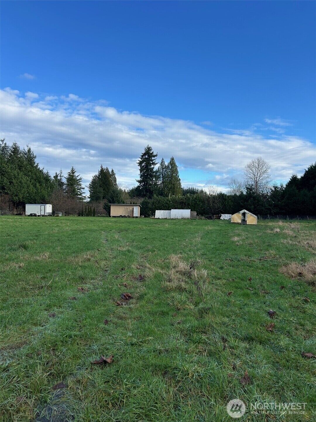 Property Photo:  9608  111th Street SE  WA 98296 