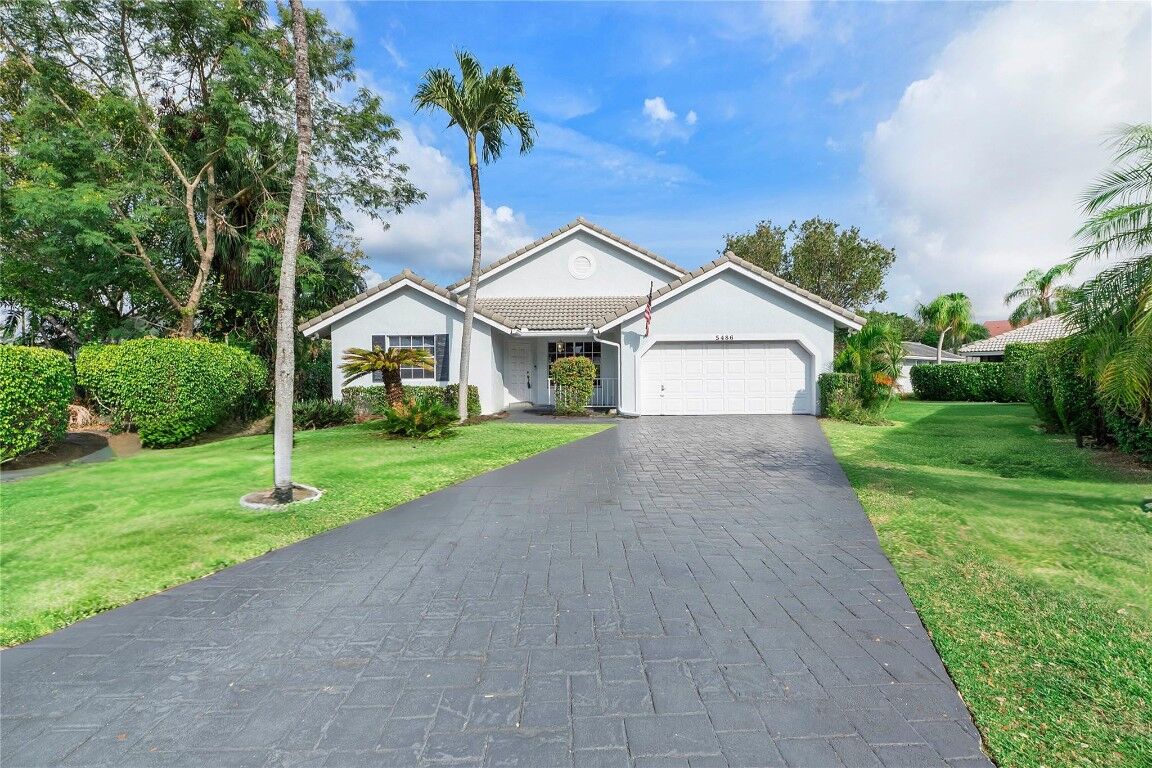 Property Photo: 5486 Pine Lane FL 33067