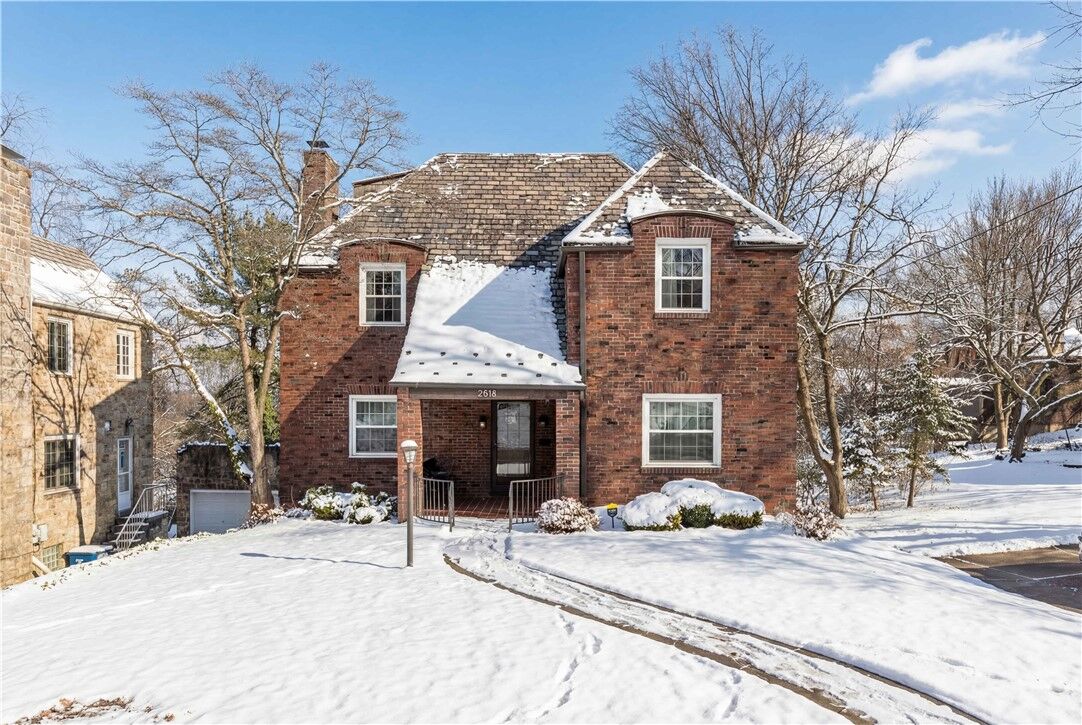 Property Photo:  2814 Graham Blvd  PA 15235 