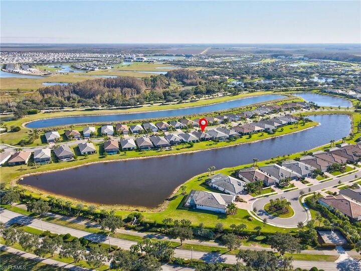 Property Photo:  5613 Celebration Dr  FL 34142 