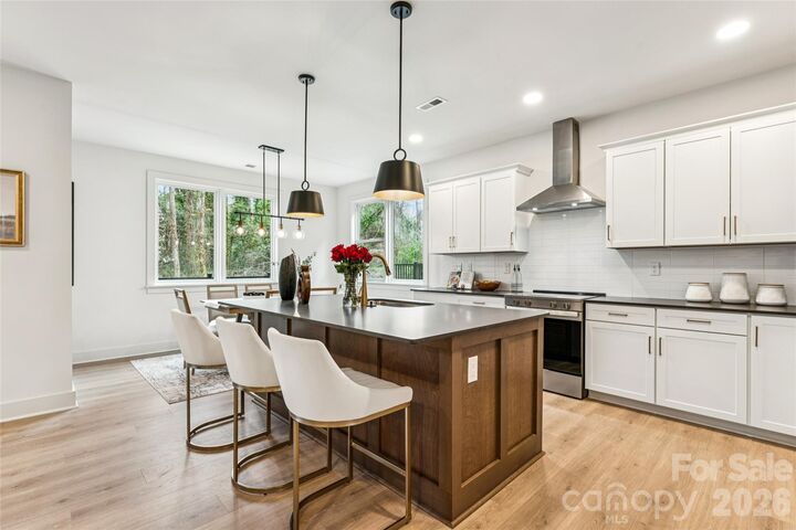 Property Photo:  2416 Crestview Drive  NC 28216 