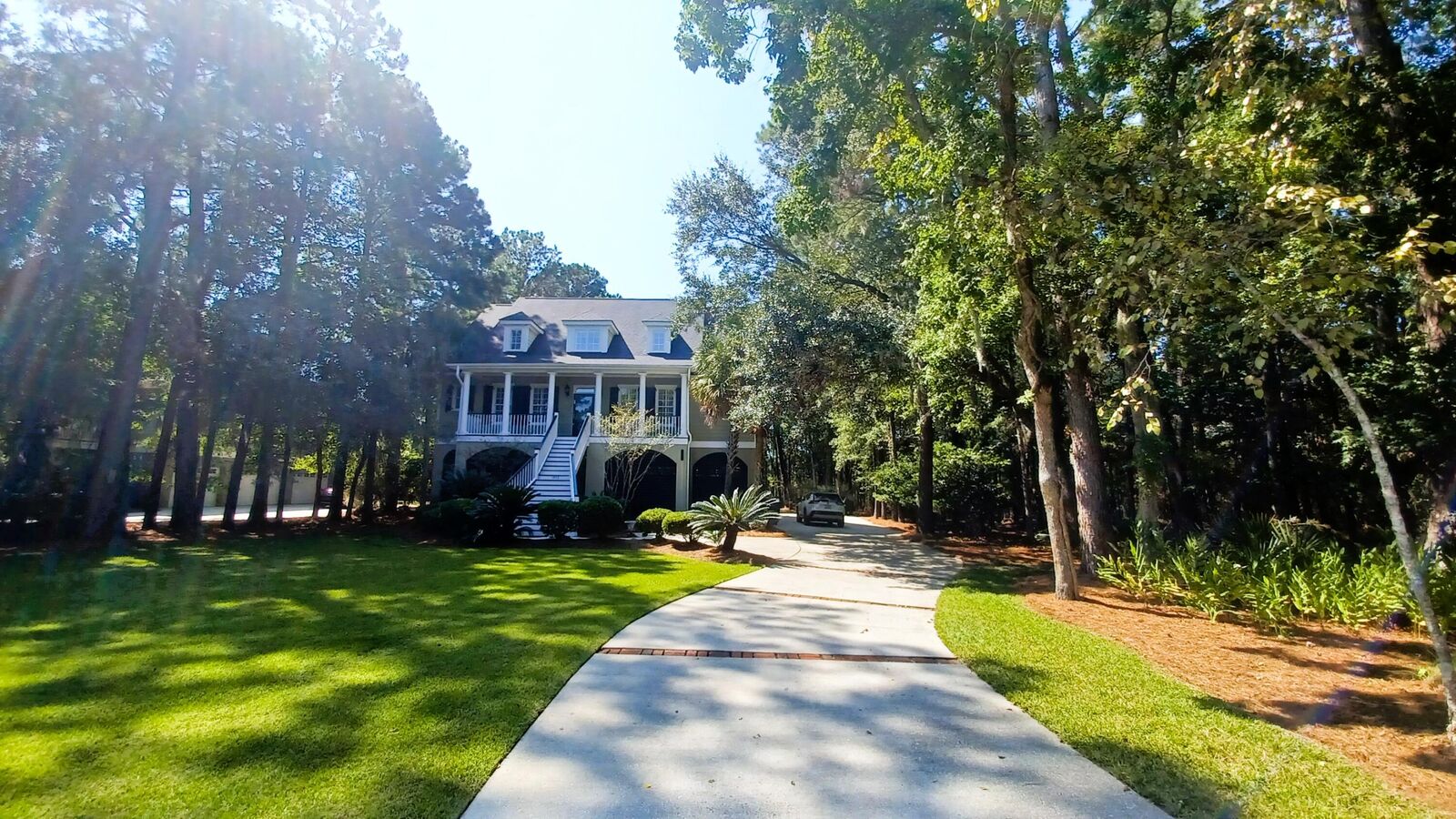 Property Photo:  1492 Headquarters Plantation Drive  SC 29455 