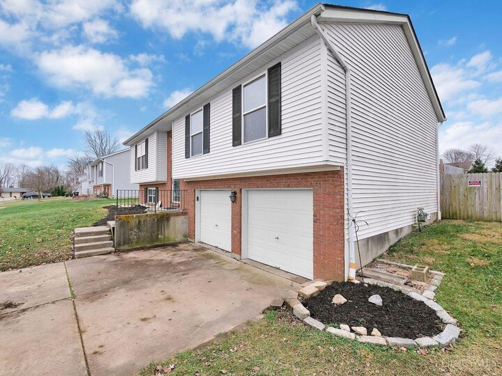 Property Photo:  685 Mockingbird Lane  OH 45244 