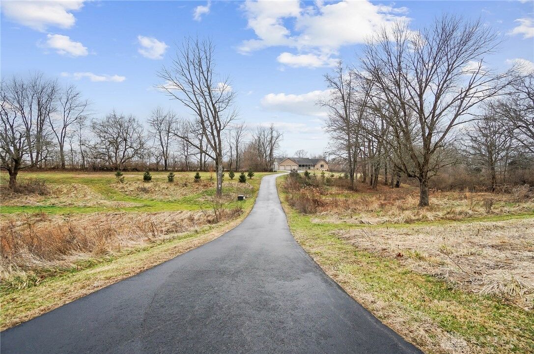 Property Photo: 4269 Pansy Road OH 45133