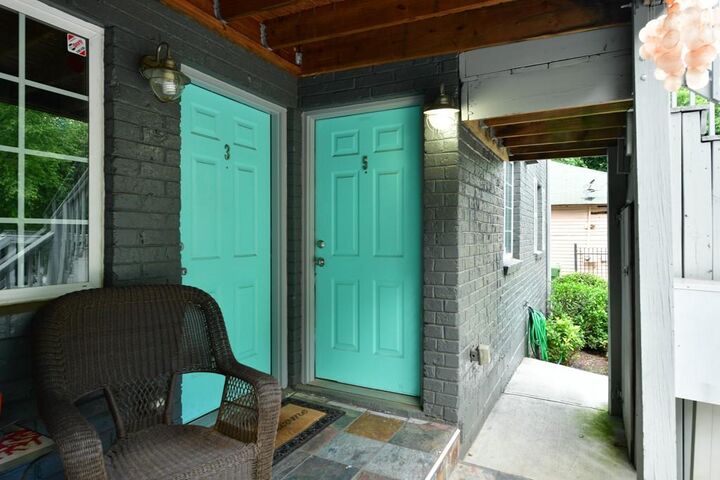 Property Photo: 210 Sampson Street NE 5 GA 30312