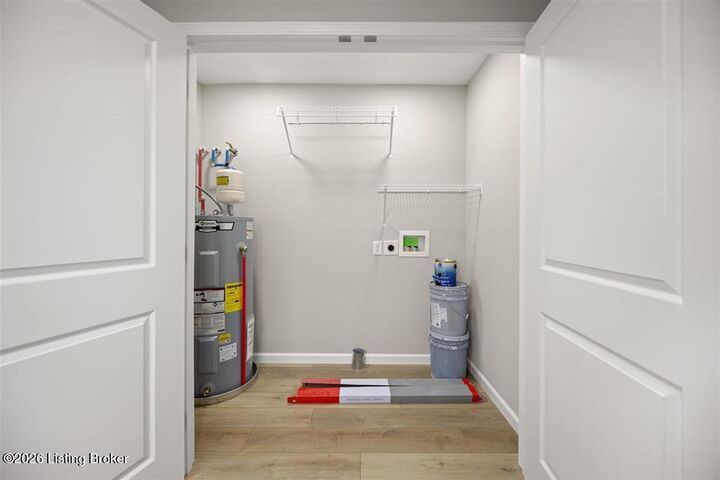 Property Photo:  10 Lone Oak Rd  KY 42726 