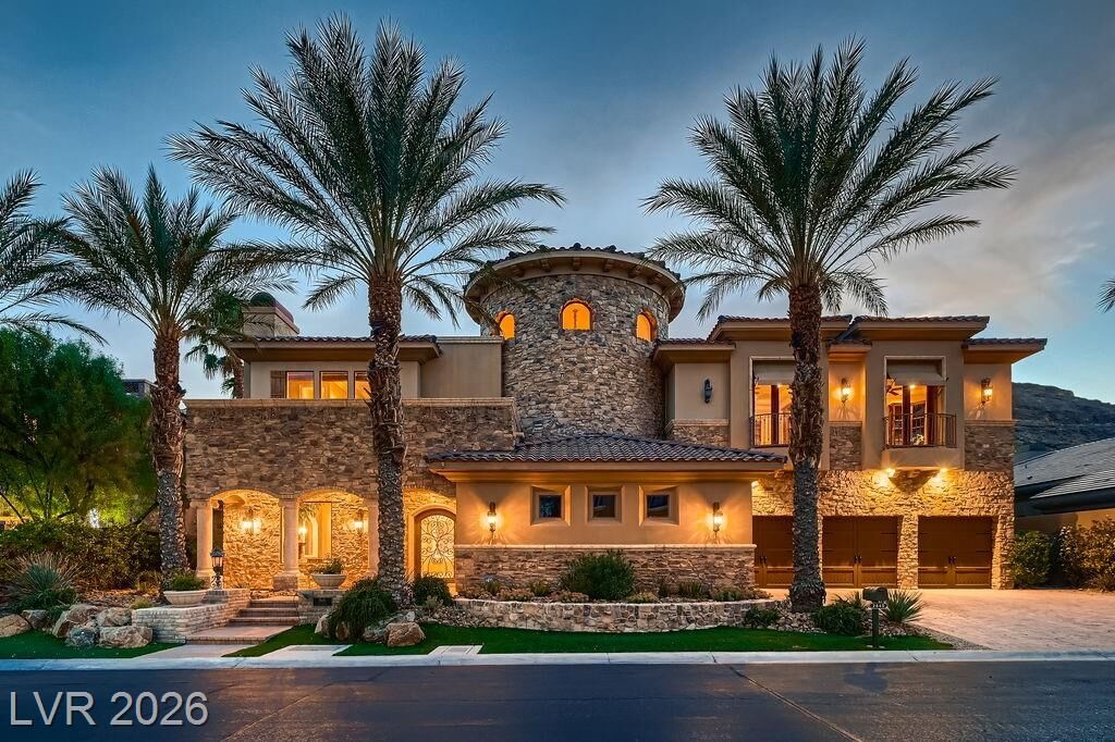 Property Photo:  2845 Red Arrow Drive  NV 89135 