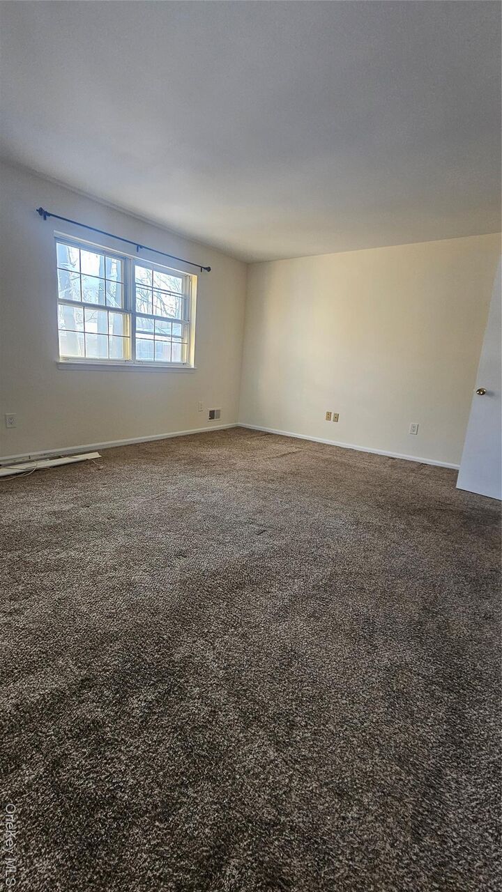 Property Photo:  66 Bon Aire Circle P-7  NY 10901 