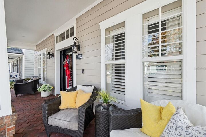 Property Photo:  10020 Seymour Way  FL 33626 