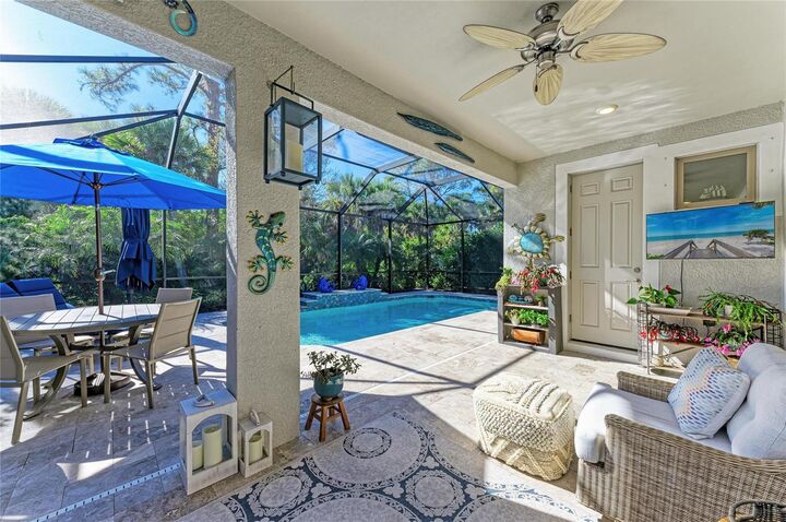 Property Photo:  364 Toscavilla Boulevard  FL 34275 