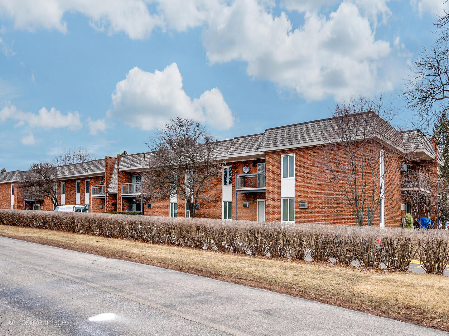 Property Photo:  4129 Saratoga Avenue 106  IL 60515 