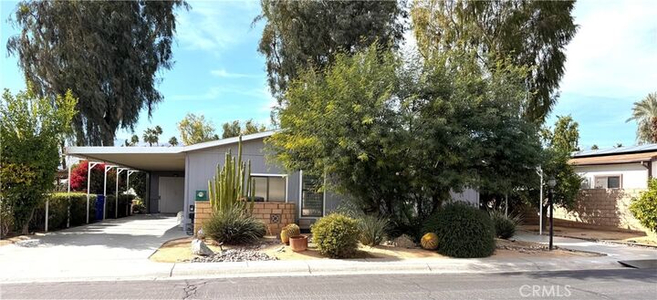 Property Photo:  74521 E Zircon Circle E  CA 92260 
