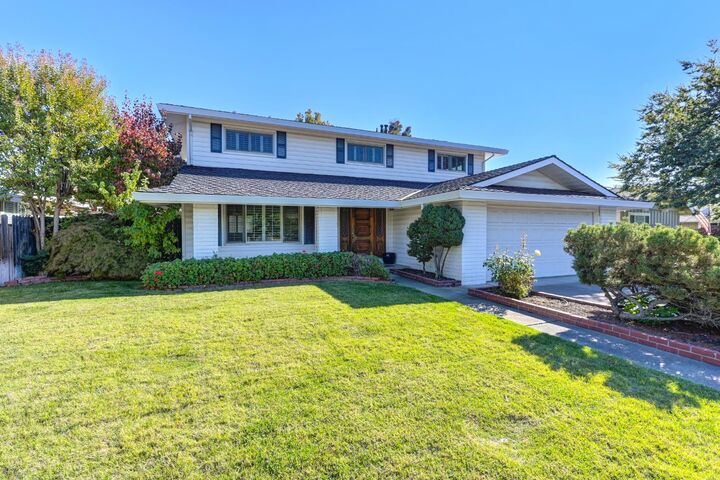 Property Photo: 5031 Jennings Way CA 95819