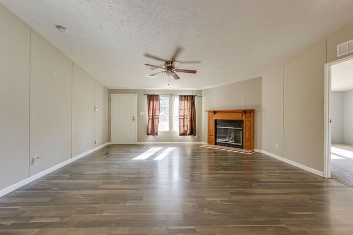 Property Photo:  2416 Alameda St  TN 37208 