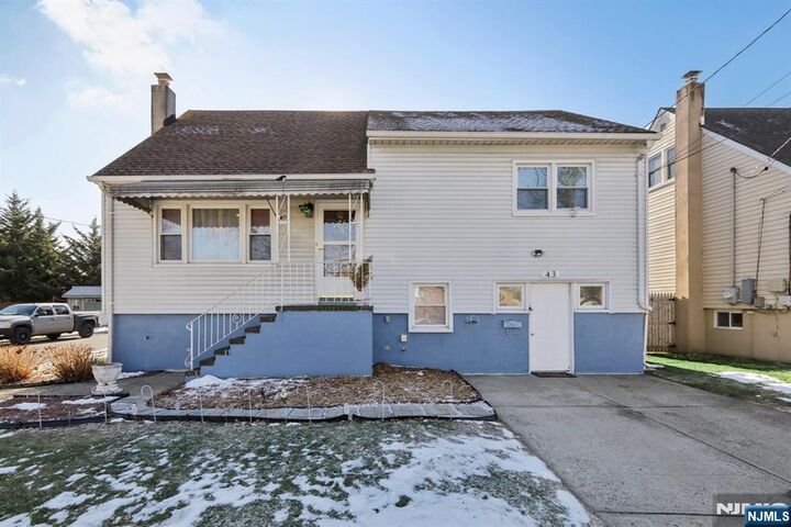 Property Photo:  43 Poplar Avenue  NJ 07643 