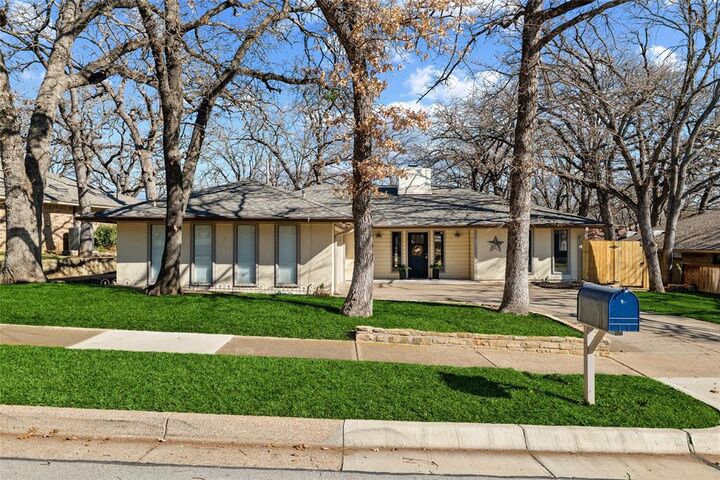 Photo de la propriété:  5101 Caliente Drive  TX 76017 