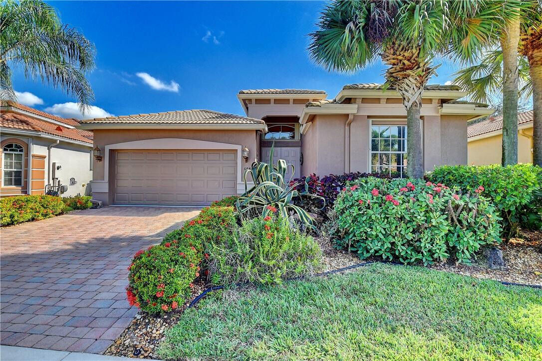 Property Photo:  6844 Pisano Drive  FL 33467 
