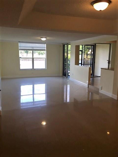 Property Photo:  3740 Inverrary Drive 1X  FL 33319 